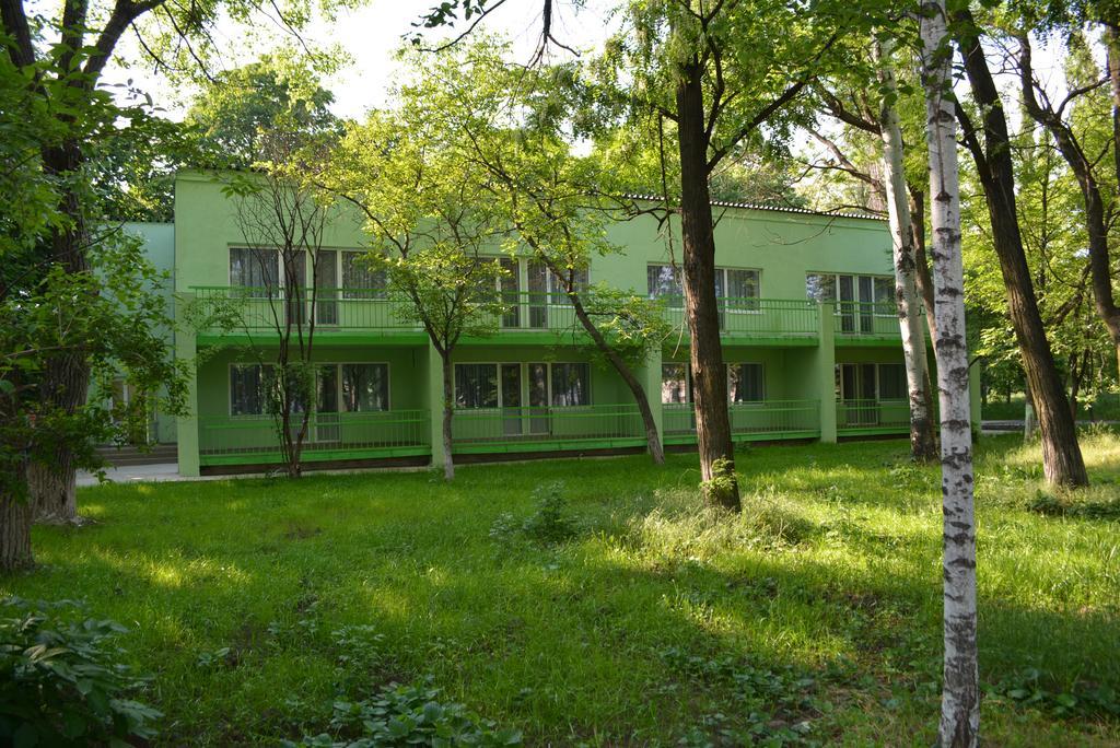 فندق Zelenyi Kampus *